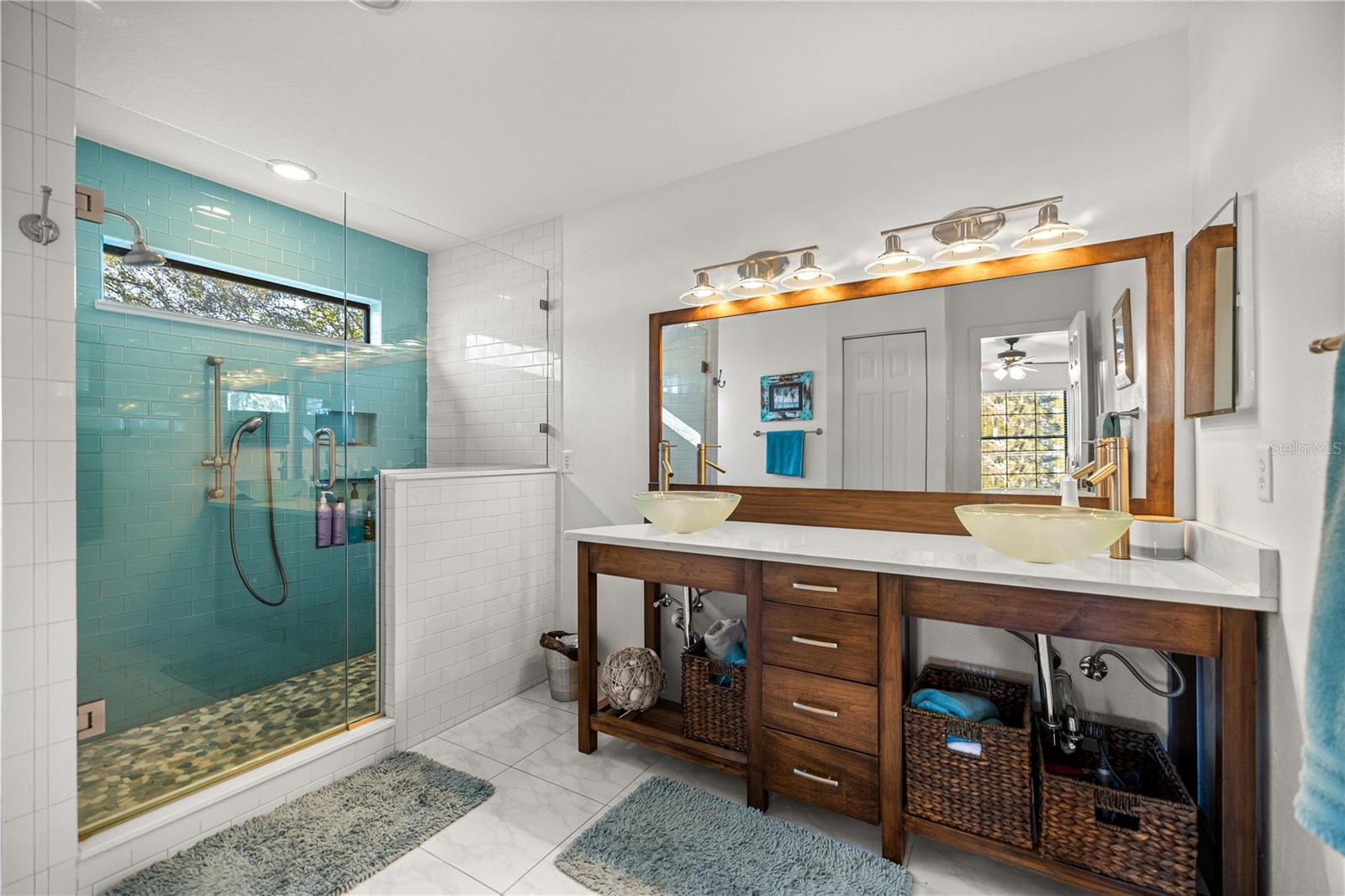 Image 23 of 40 For 1930 60th Avenue