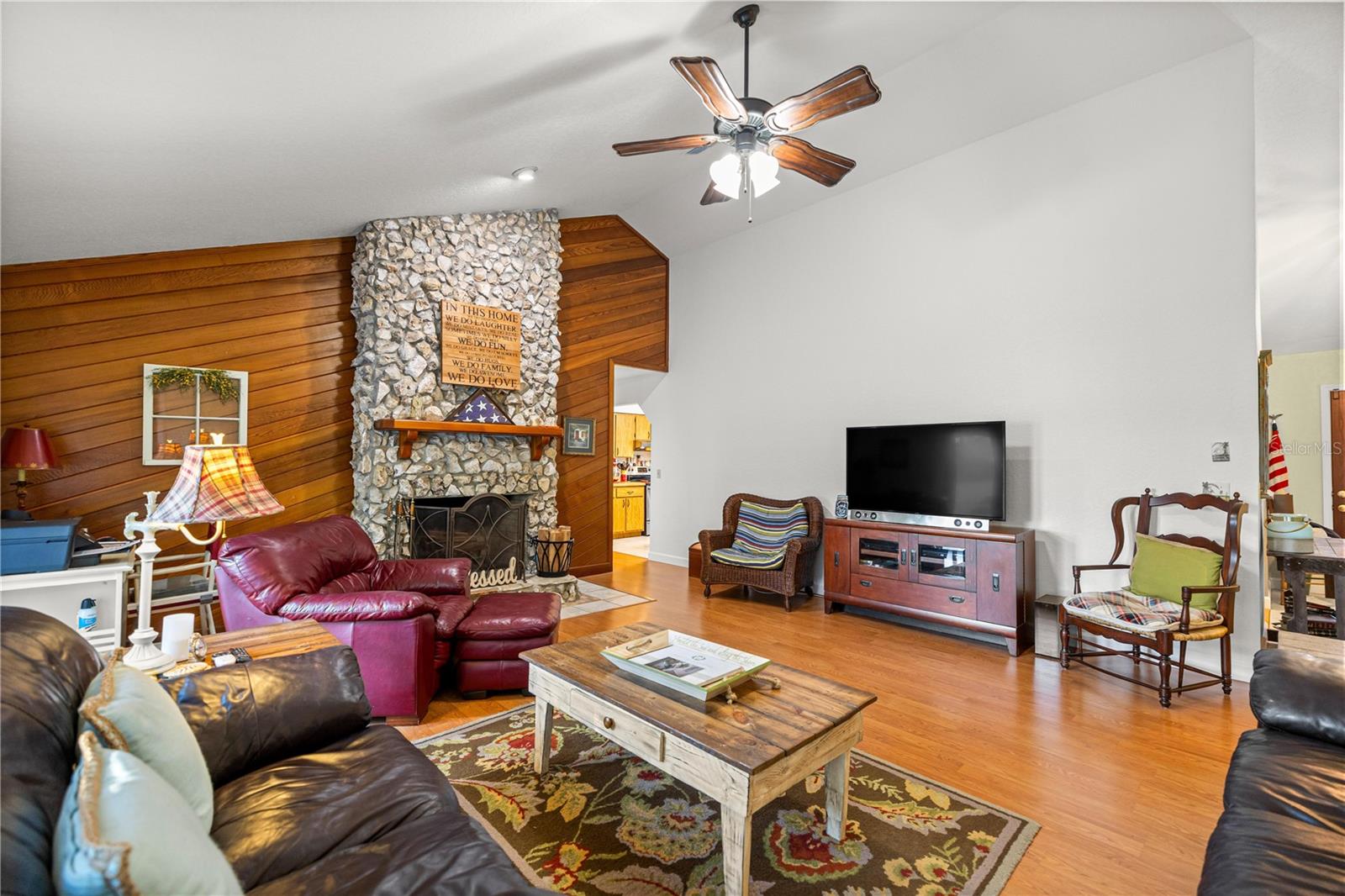 Image 8 of 40 For 1930 60th Avenue