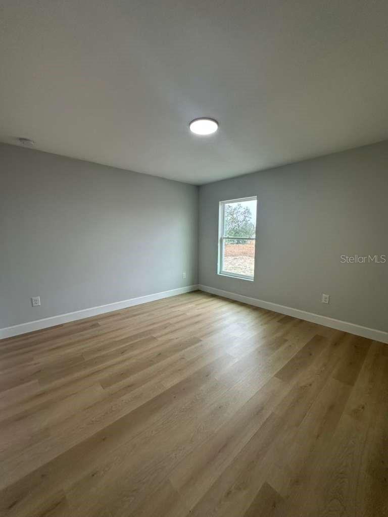 Image 6 of 8 For 50 Walnut Run