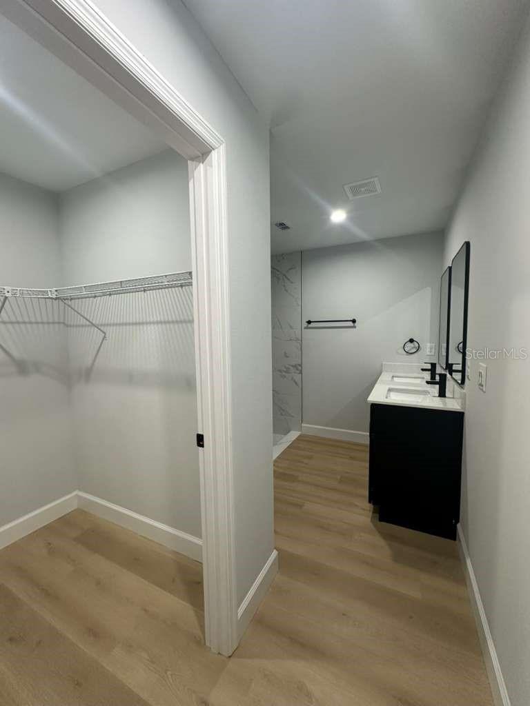 Image 7 of 8 For 50 Walnut Run