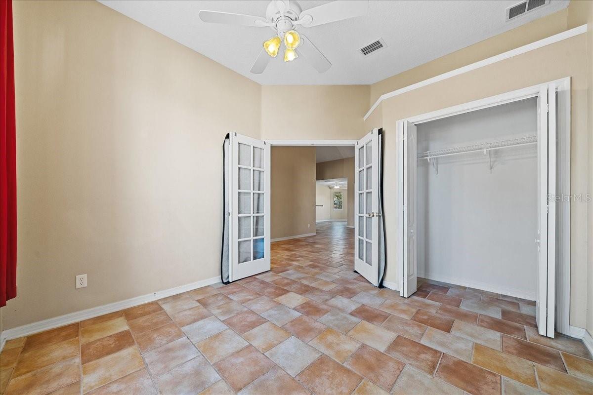 Image 37 of 74 For 10308 83rd Terrace