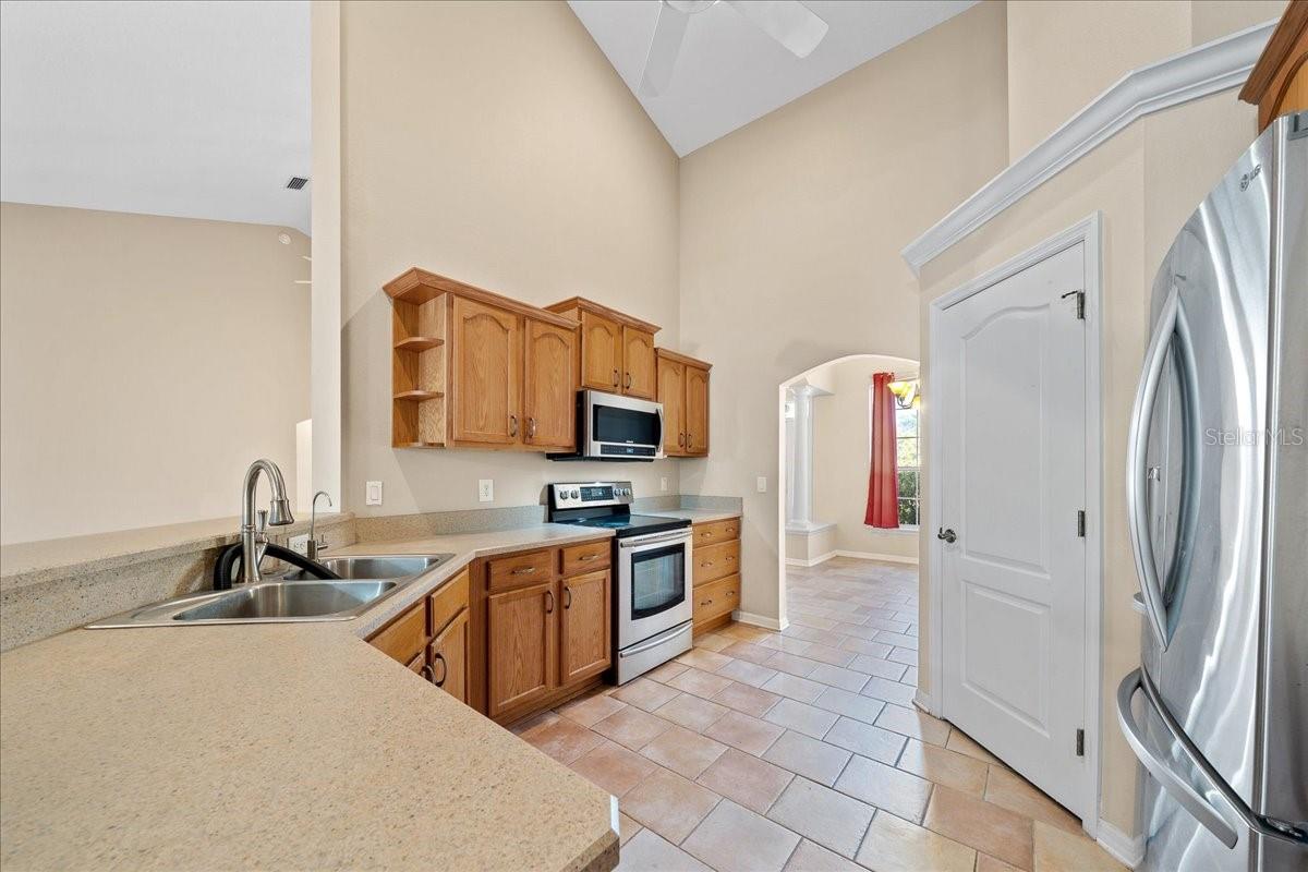 Image 53 of 74 For 10308 83rd Terrace