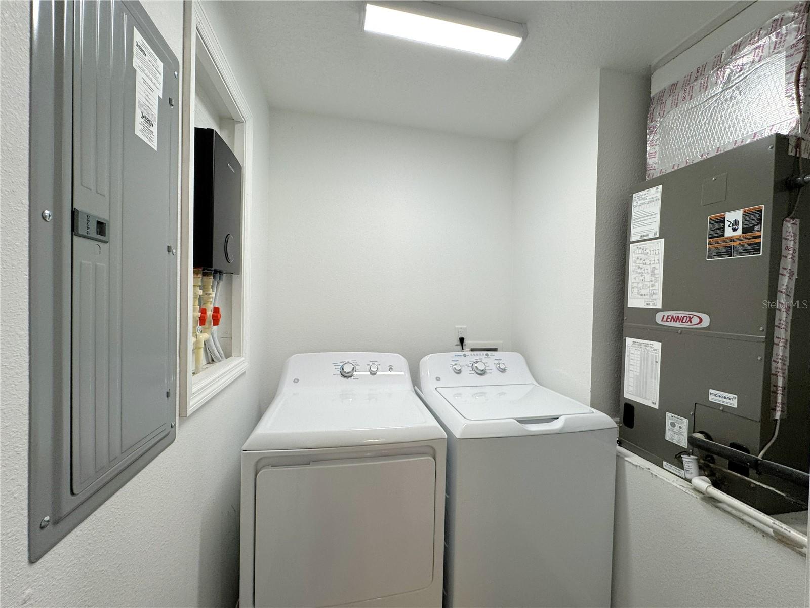 Image 13 of 13 For 8315 Rosko Court