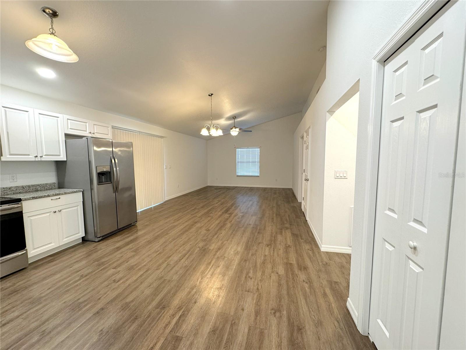 Image 4 of 13 For 8315 Rosko Court