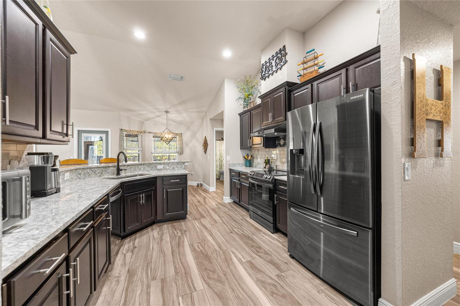 Image 10 of 48 For 9589 51st Circle