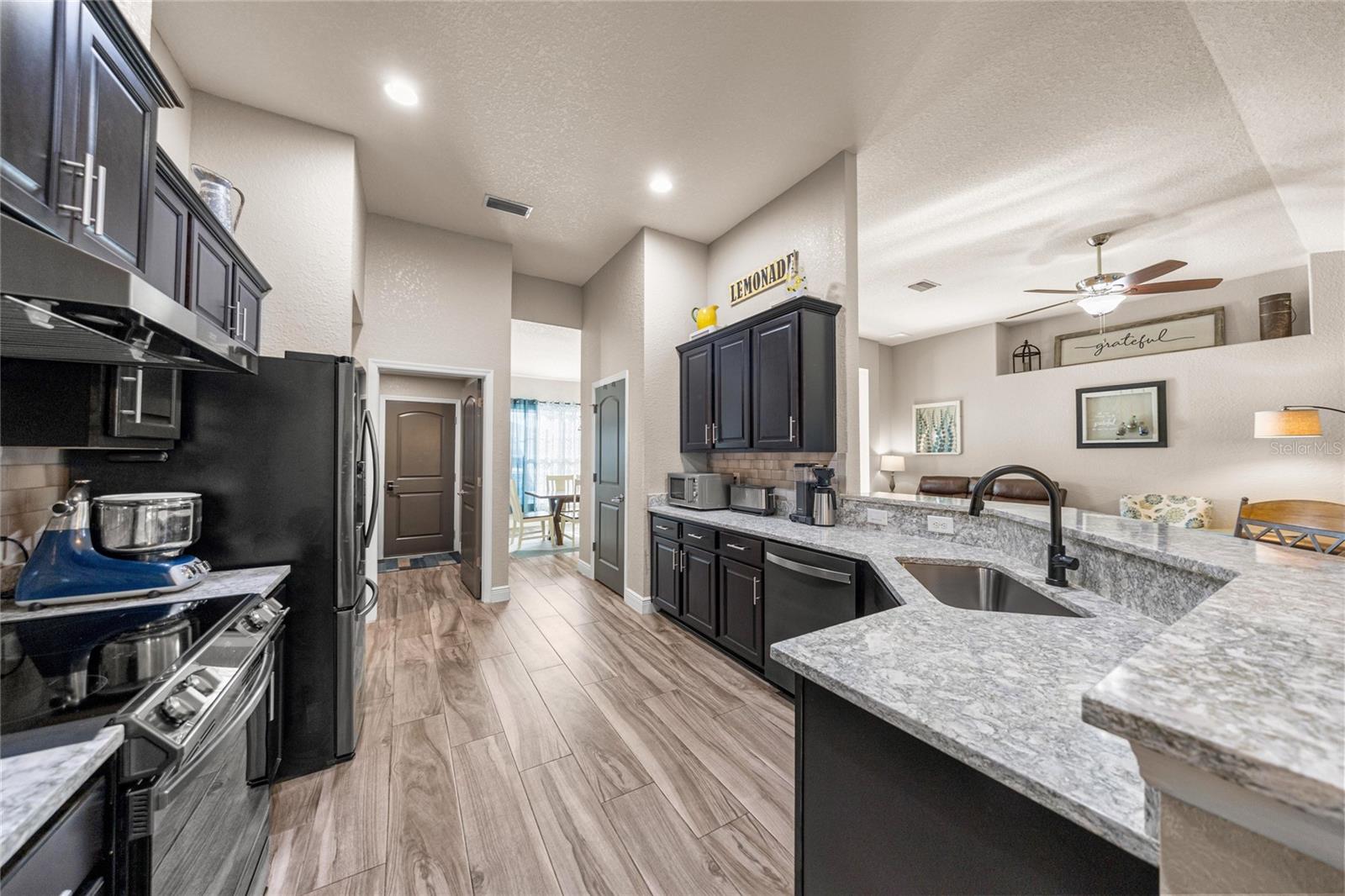 Image 11 of 48 For 9589 51st Circle