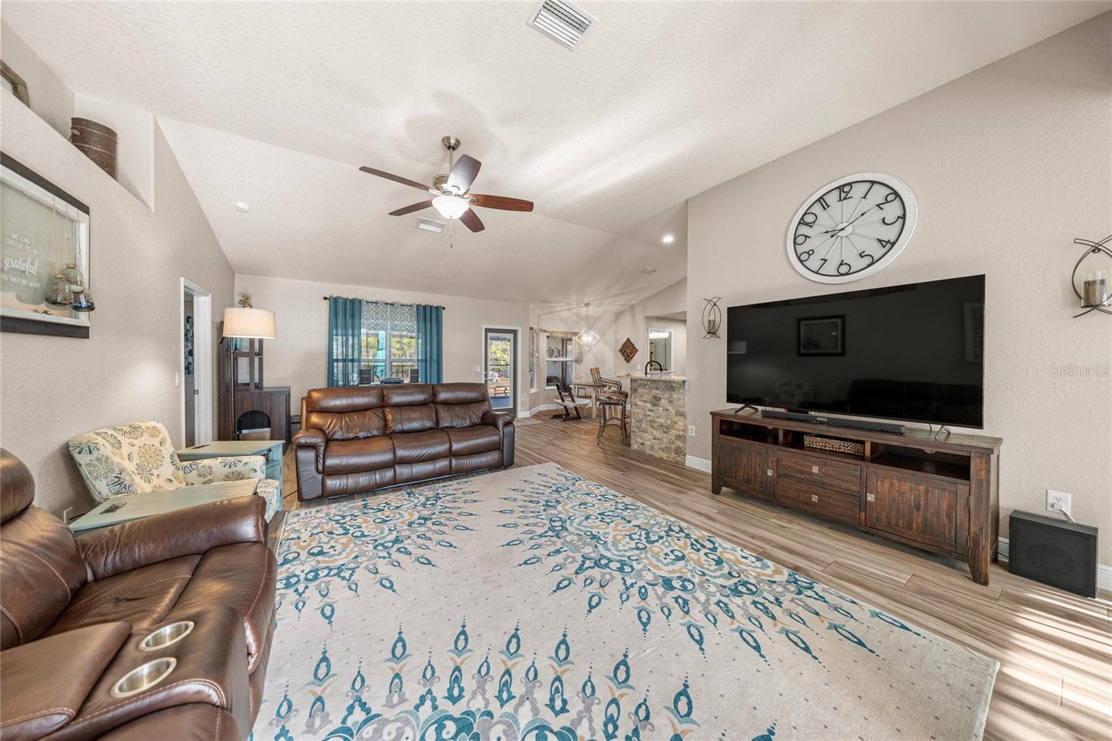 Image 15 of 48 For 9589 51st Circle