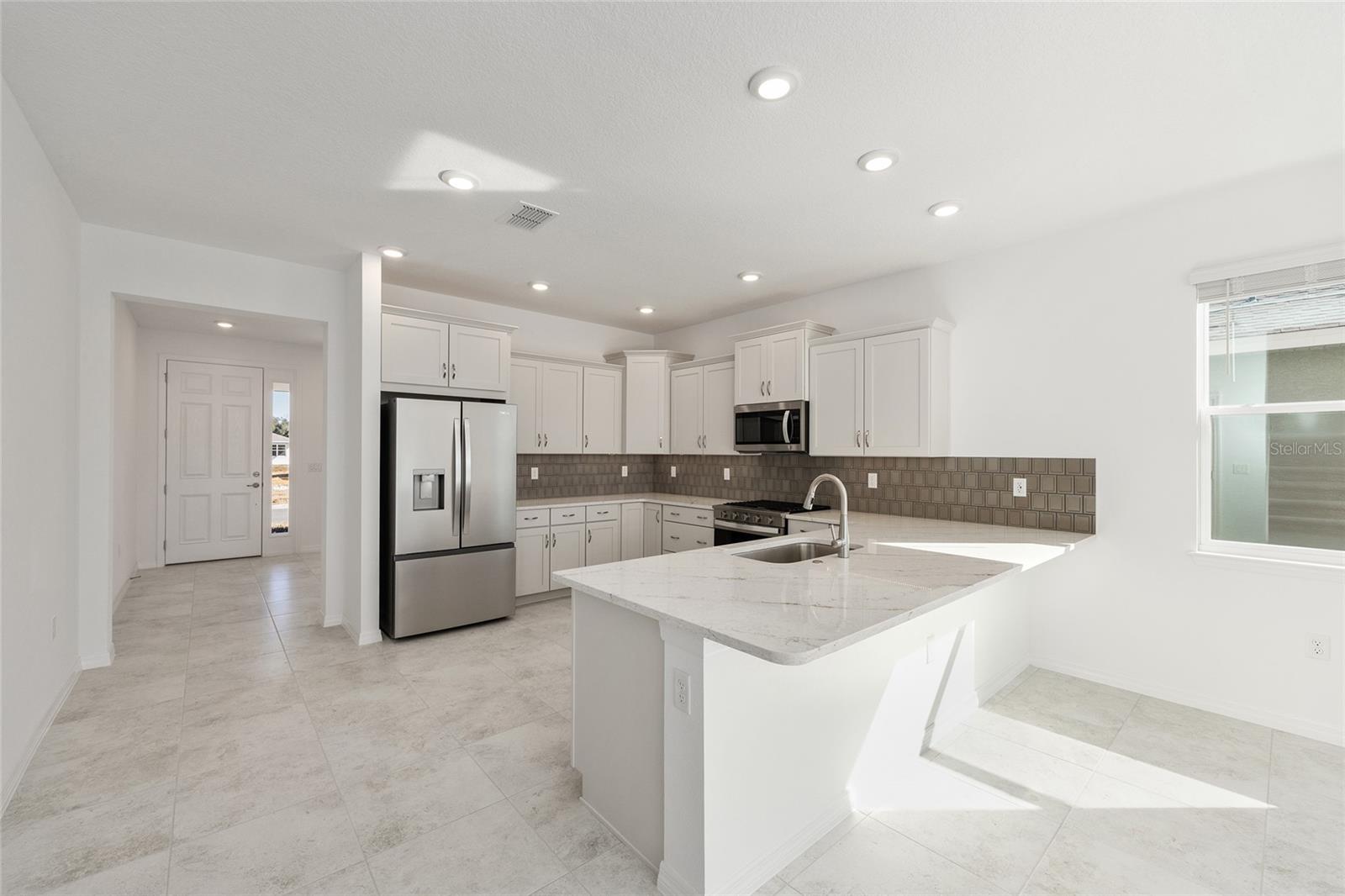 Image 14 of 46 For 5706 71st Avenue