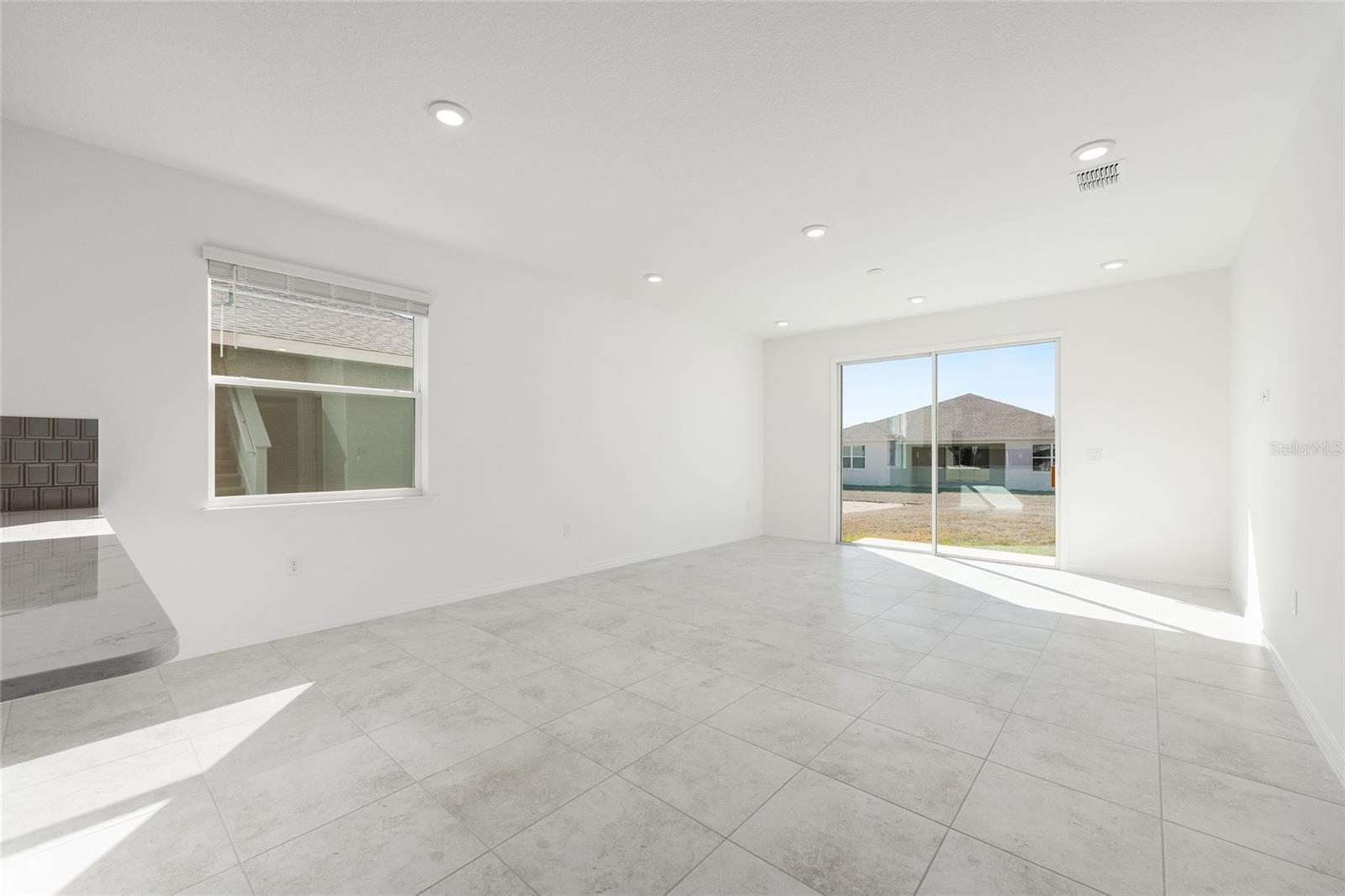 Image 17 of 46 For 5706 71st Avenue