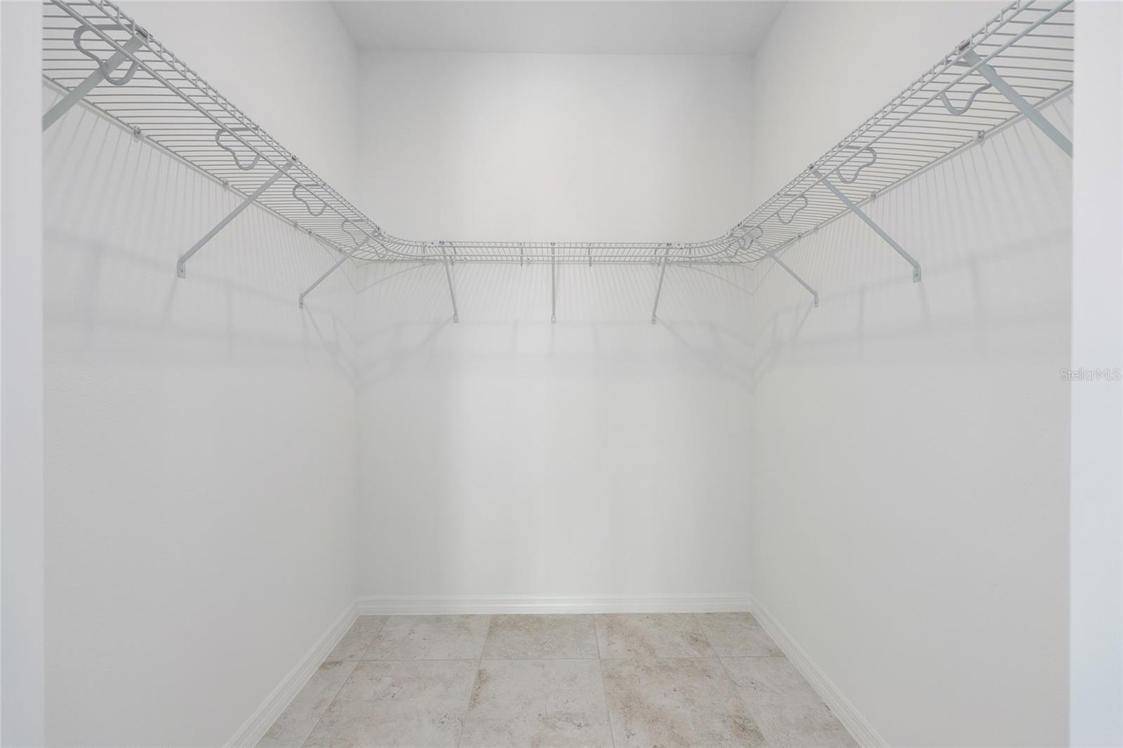 Image 24 of 46 For 5706 71st Avenue