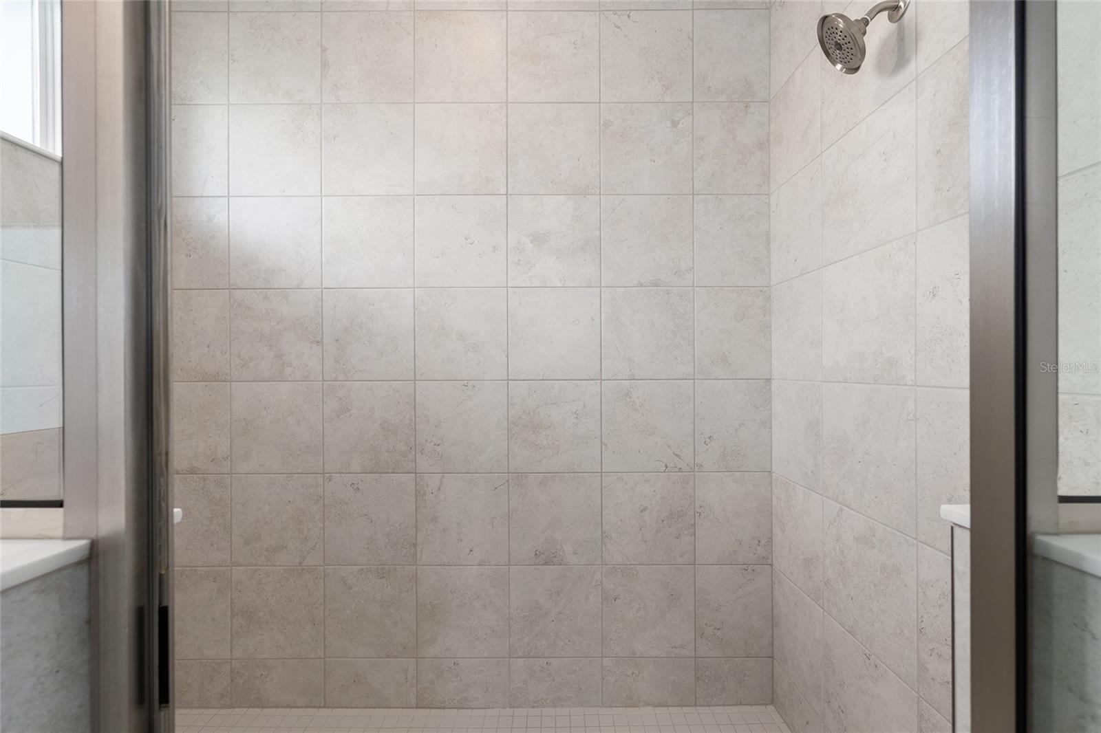 Image 27 of 46 For 5706 71st Avenue