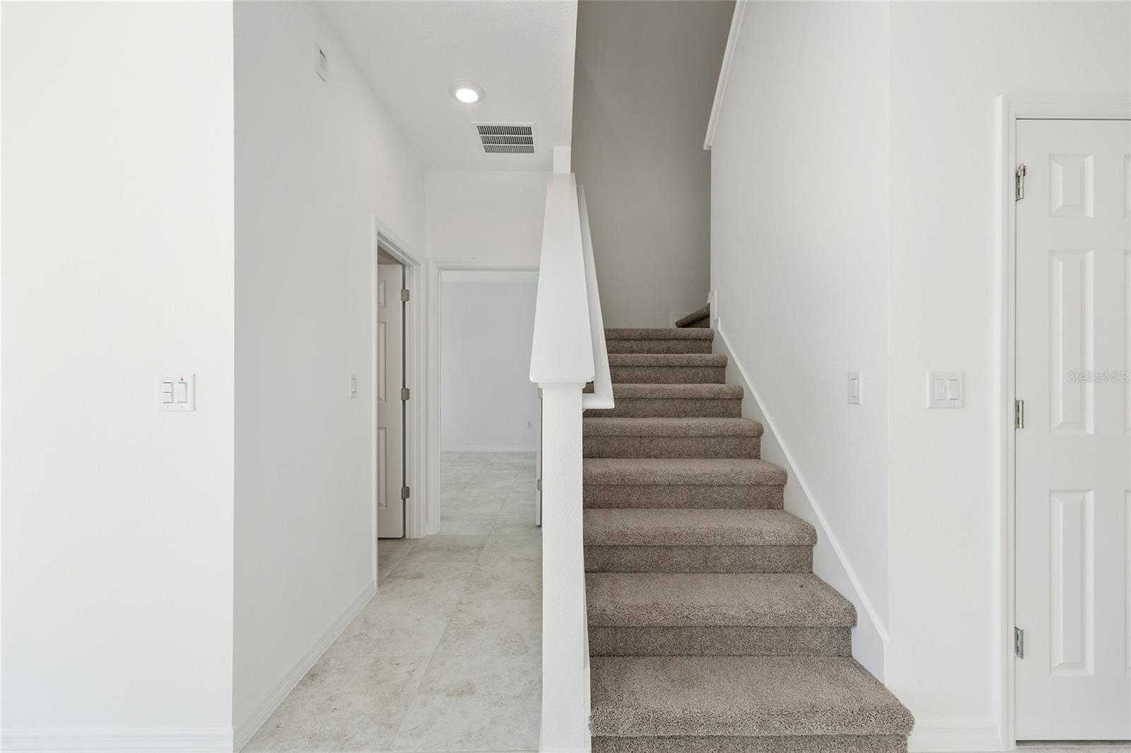 Image 31 of 46 For 5706 71st Avenue