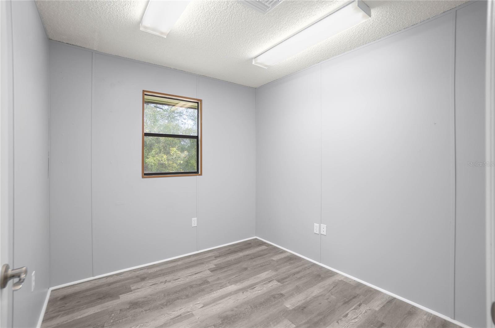 Image 18 of 36 For 11840 Angus Hills Terrace