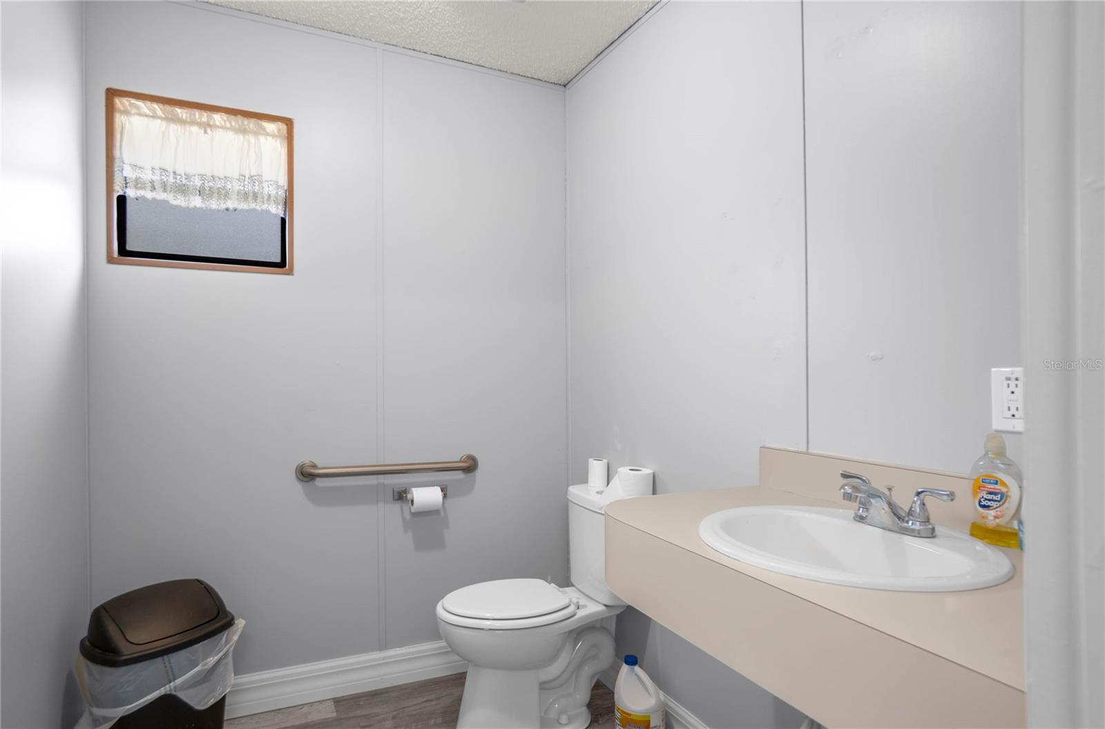 Image 24 of 36 For 11840 Angus Hills Terrace