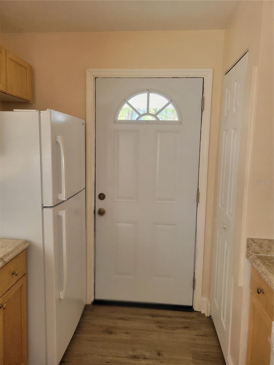 Image 11 of 16 For 1408 15th Place