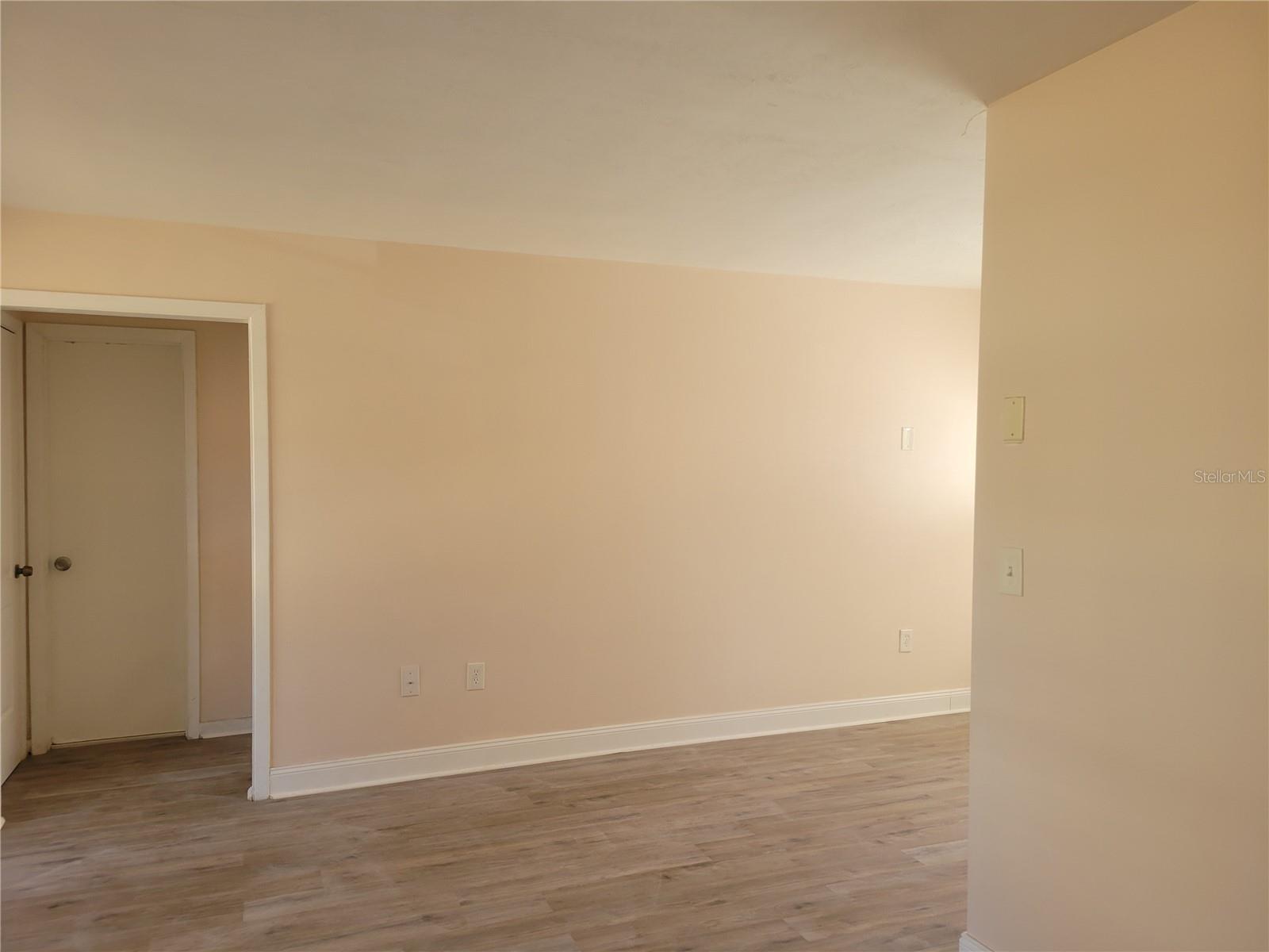 Image 3 of 16 For 1408 15th Place