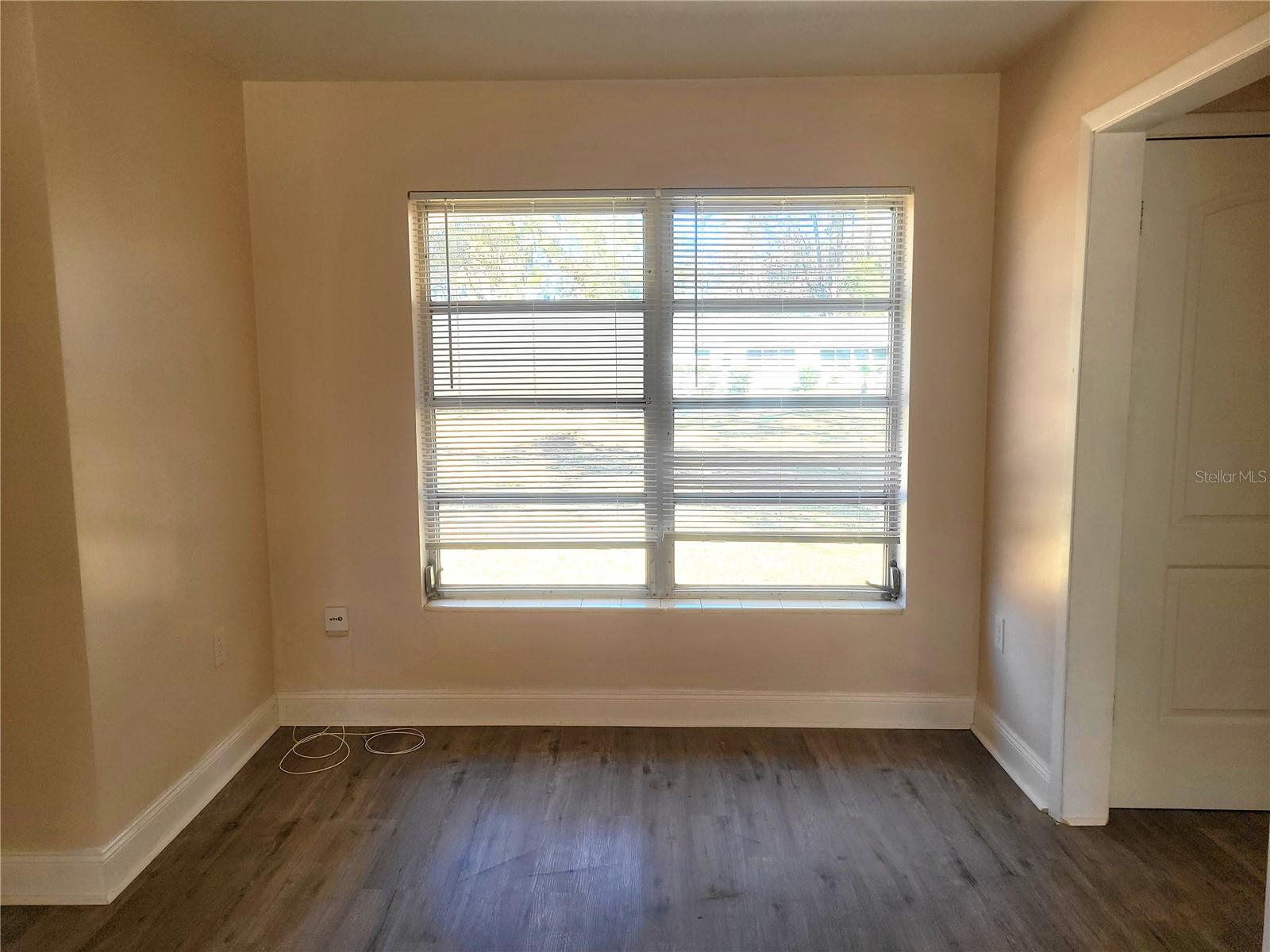 Image 5 of 16 For 1408 15th Place