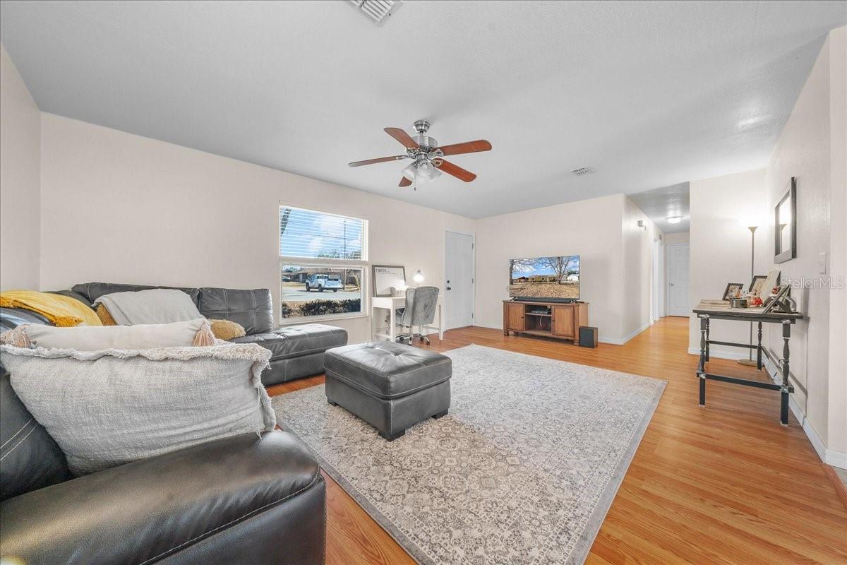 Image 5 of 34 For 3620 29th Terrace