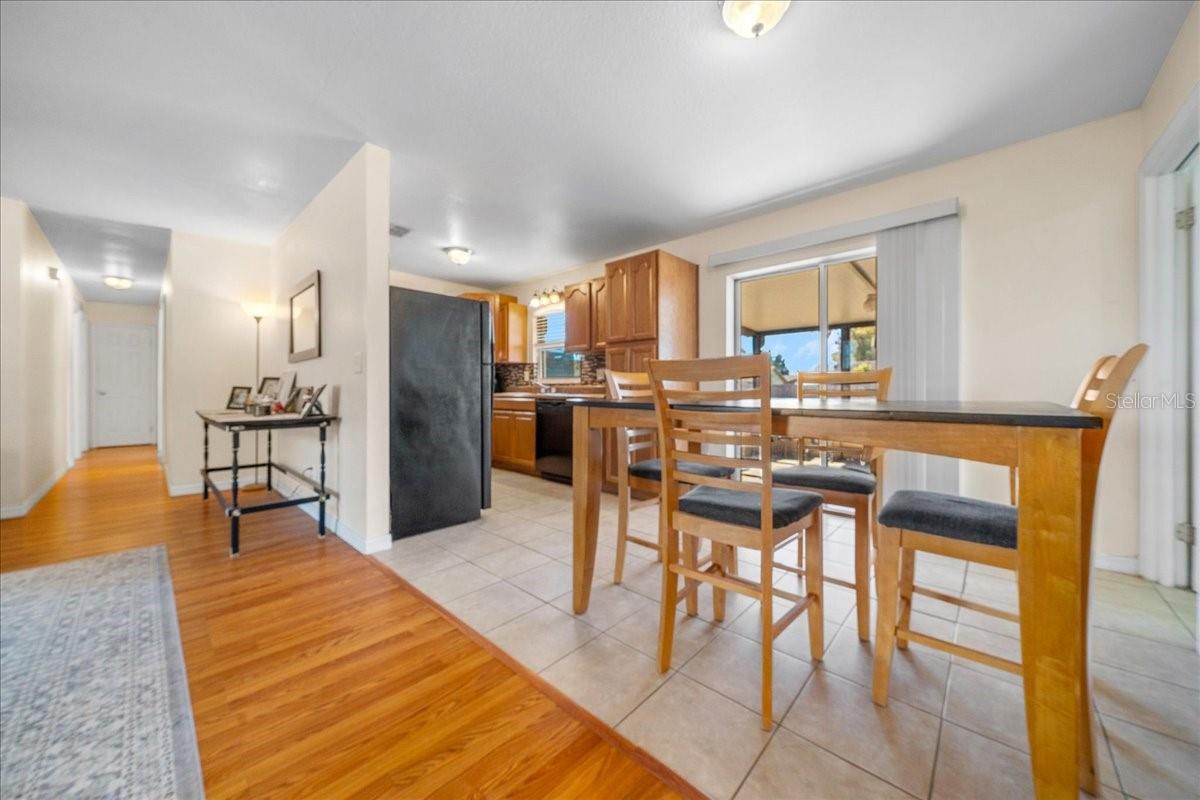 Image 7 of 34 For 3620 29th Terrace