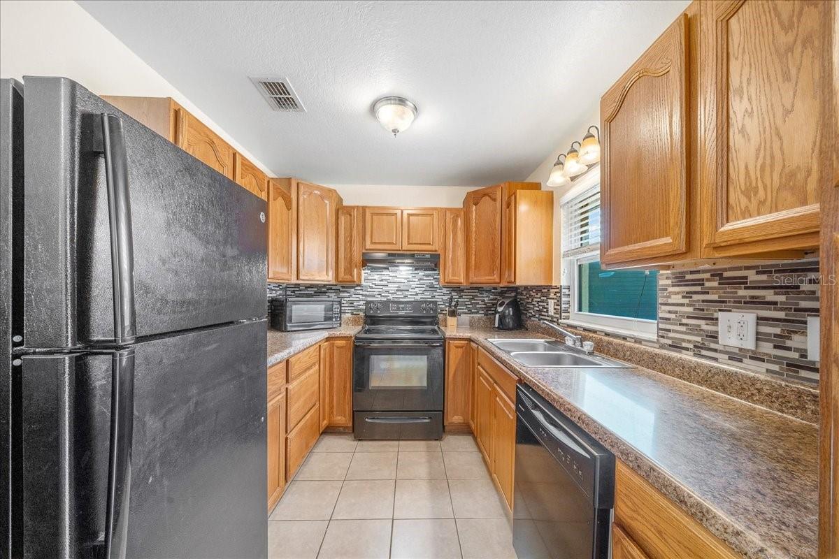 Image 9 of 34 For 3620 29th Terrace