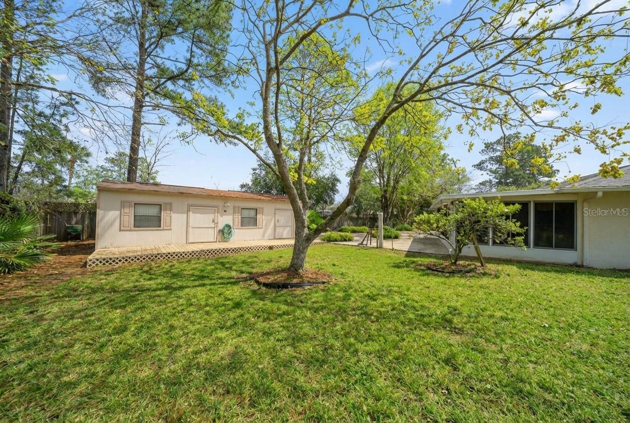 Image 25 of 30 For 118 Camelot Drive