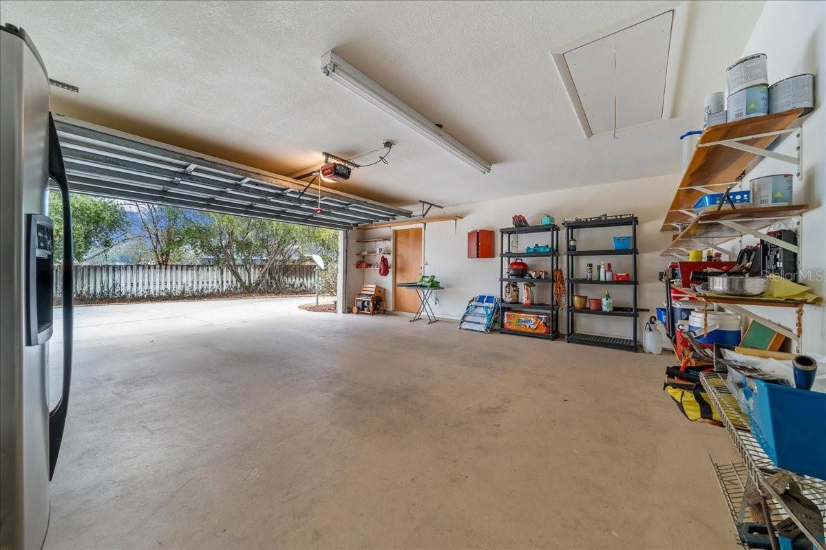 Image 27 of 30 For 118 Camelot Drive