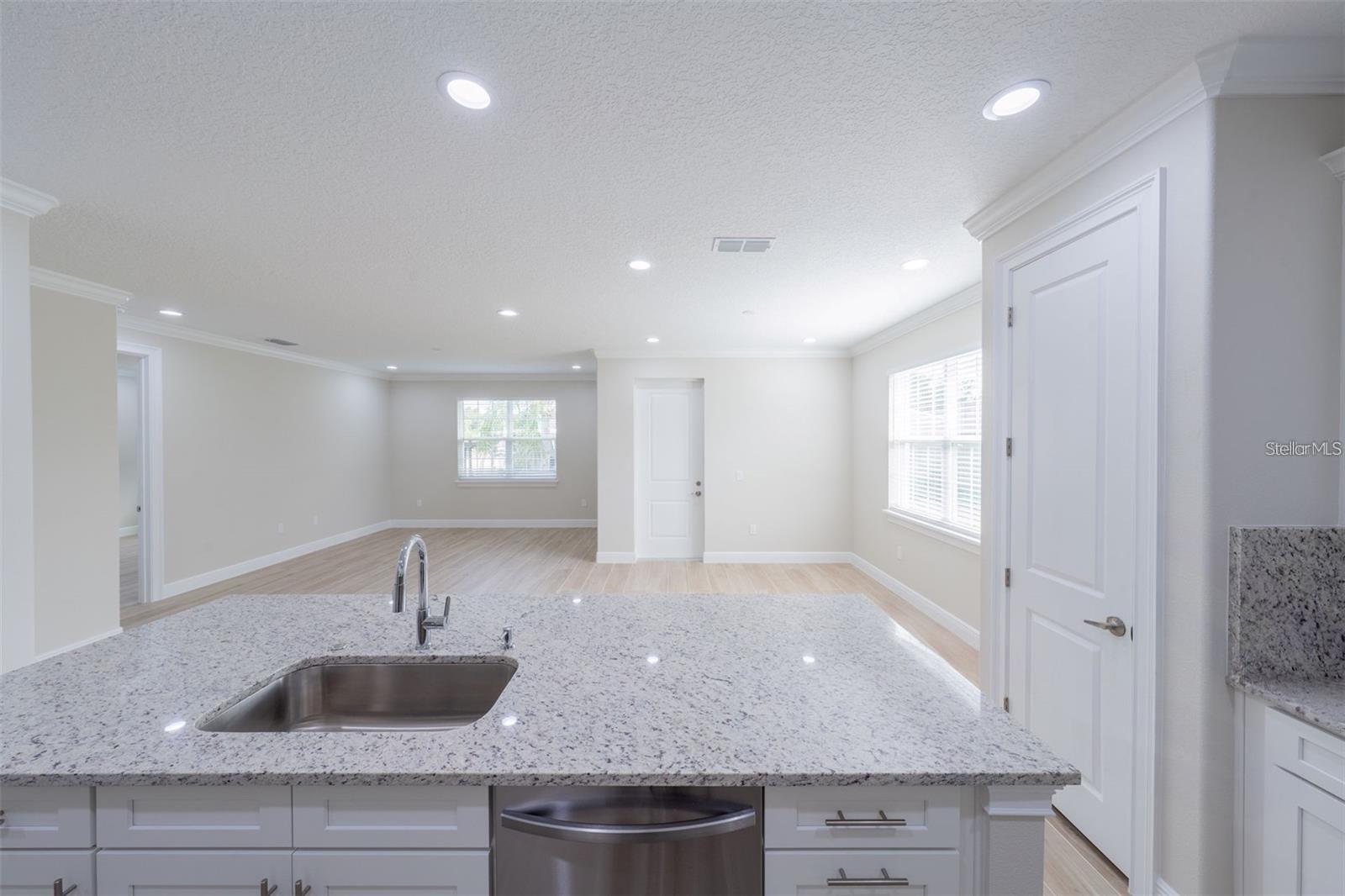 Image 19 of 26 For 9119 155th Place