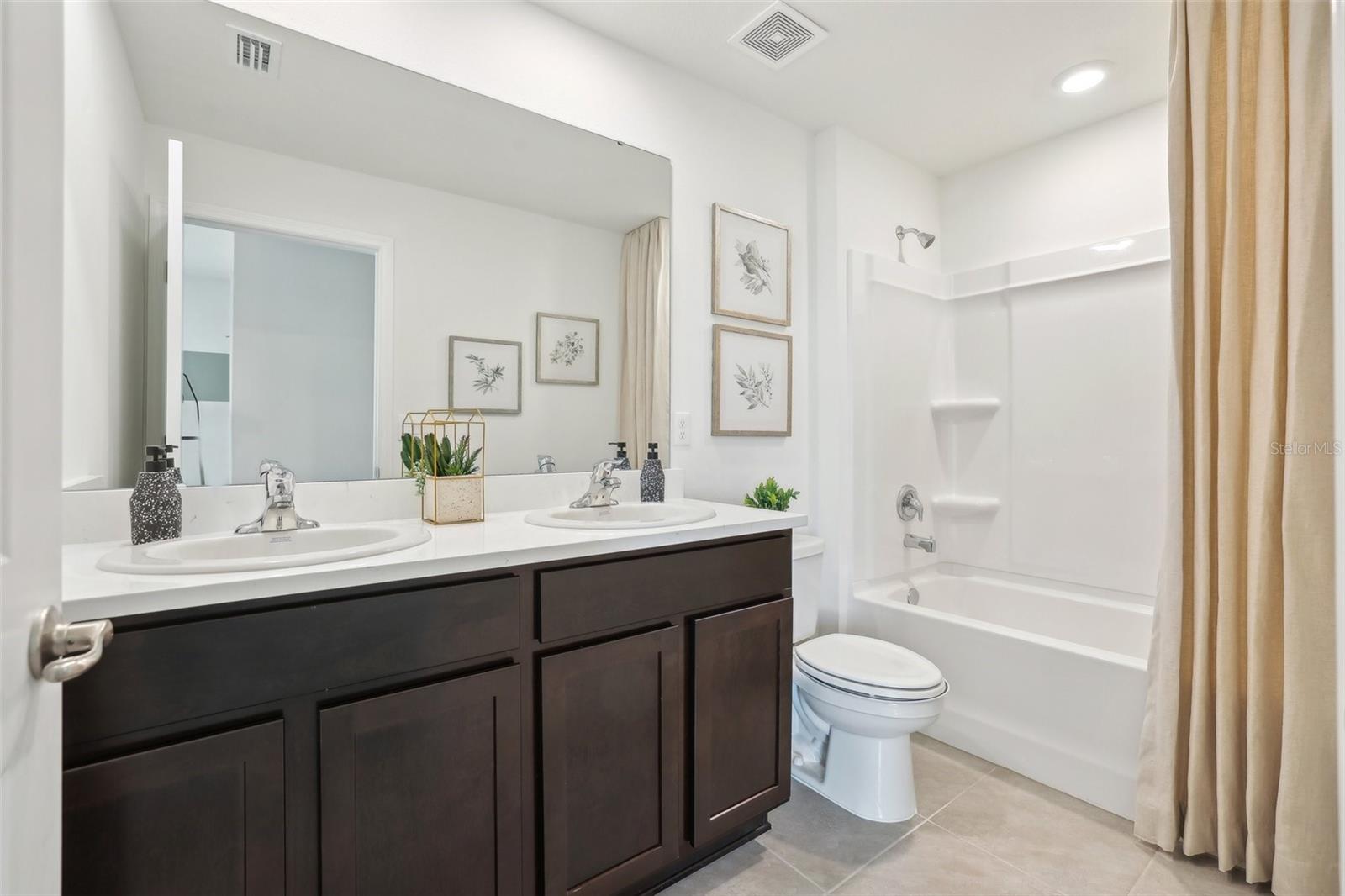 Image 27 of 30 For 31107 Silver Stage Drive