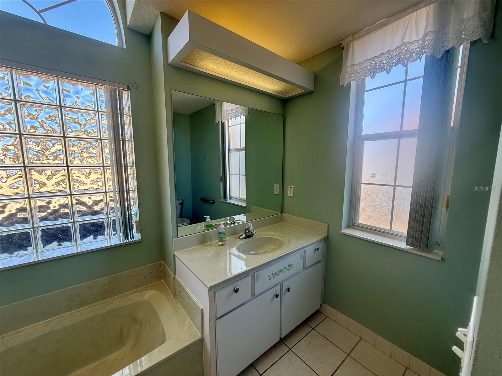 Image 13 of 50 For 6541 111th Loop