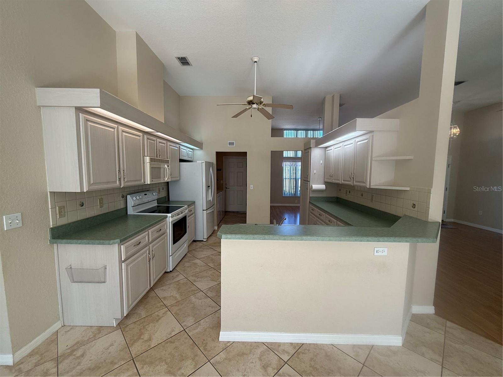 Image 20 of 50 For 6541 111th Loop