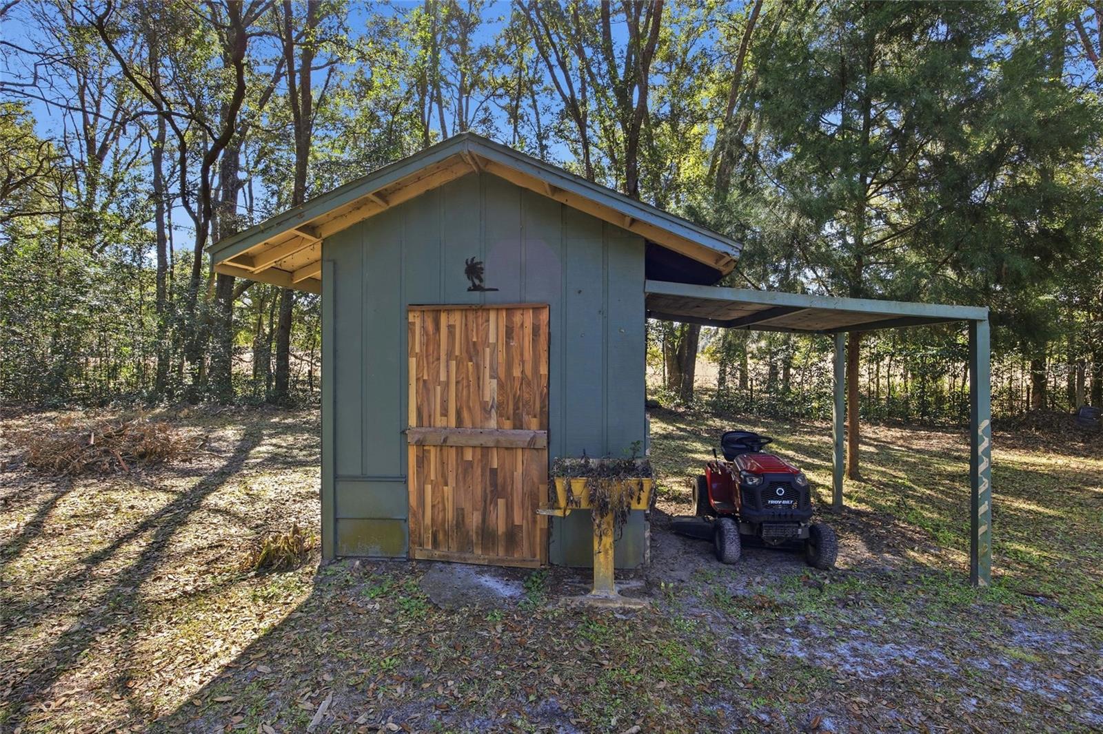 Image 25 of 41 For 16564 25th Lane