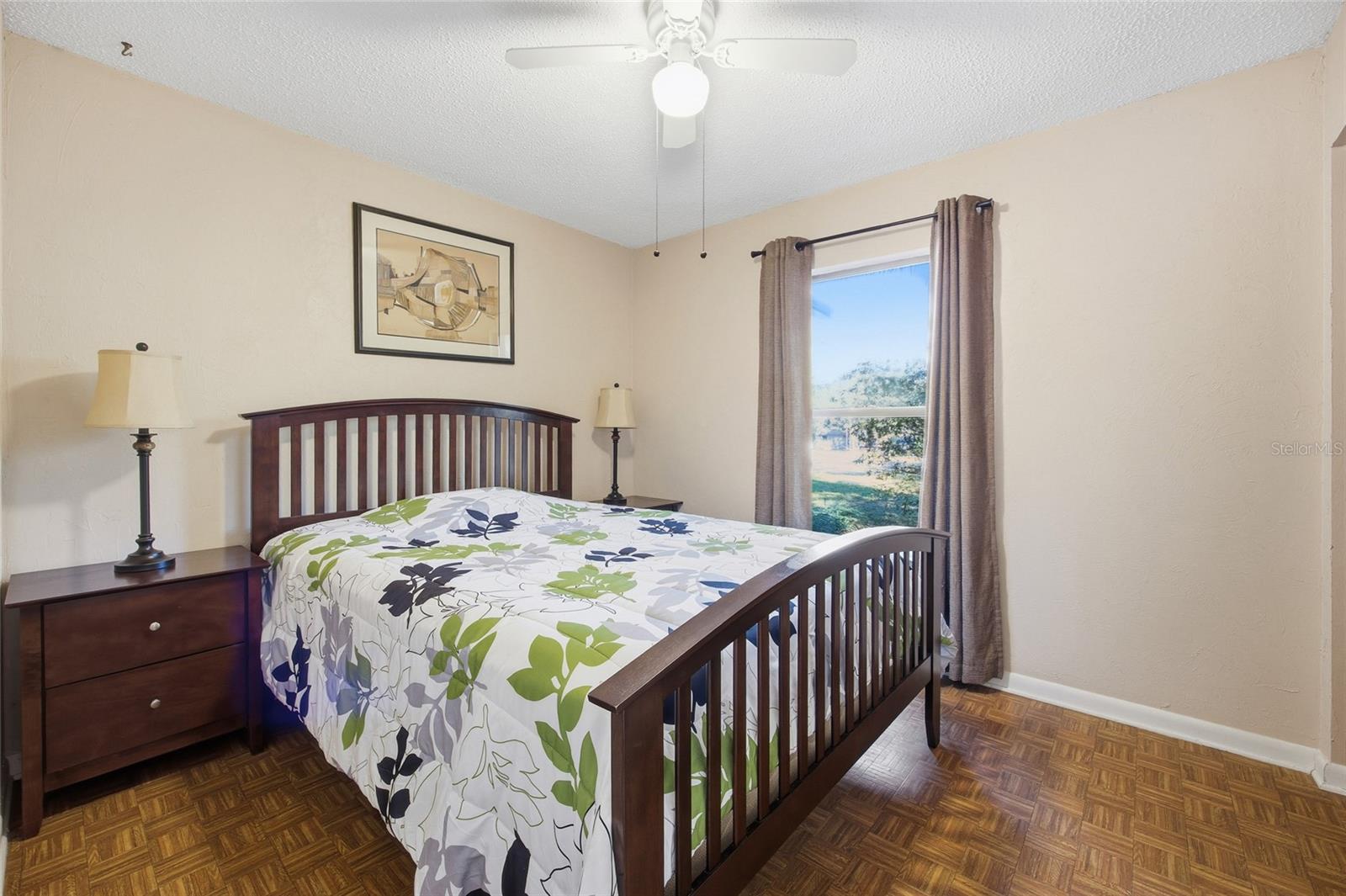 Image 6 of 41 For 16564 25th Lane