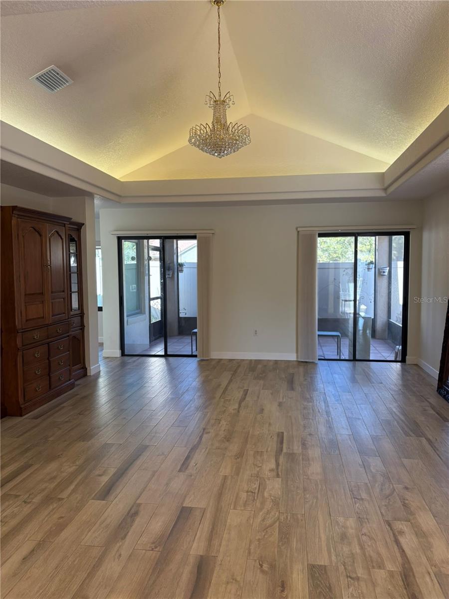 Image 4 of 17 For 4427 5th Street