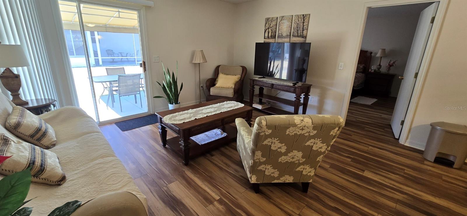 Image 11 of 16 For 1088 Gennesse Lane