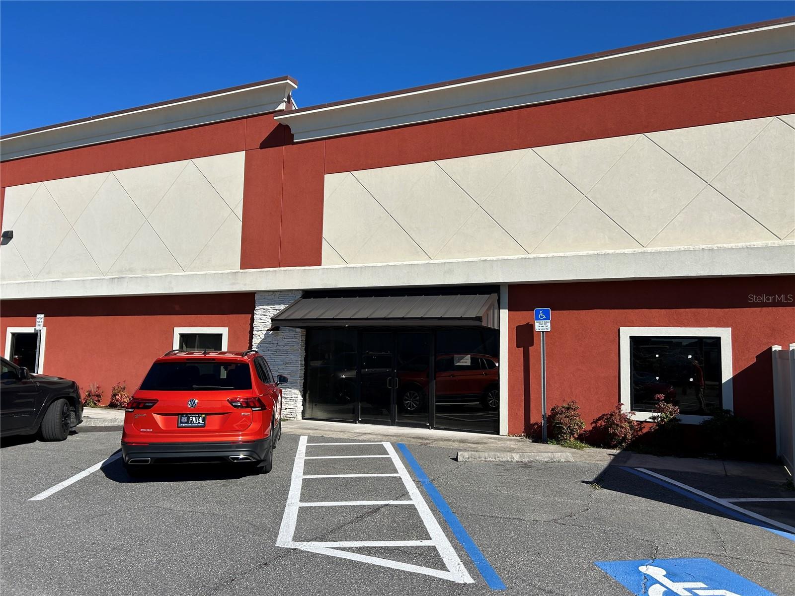 Image 2 of 3 For 1609 17th Street 400