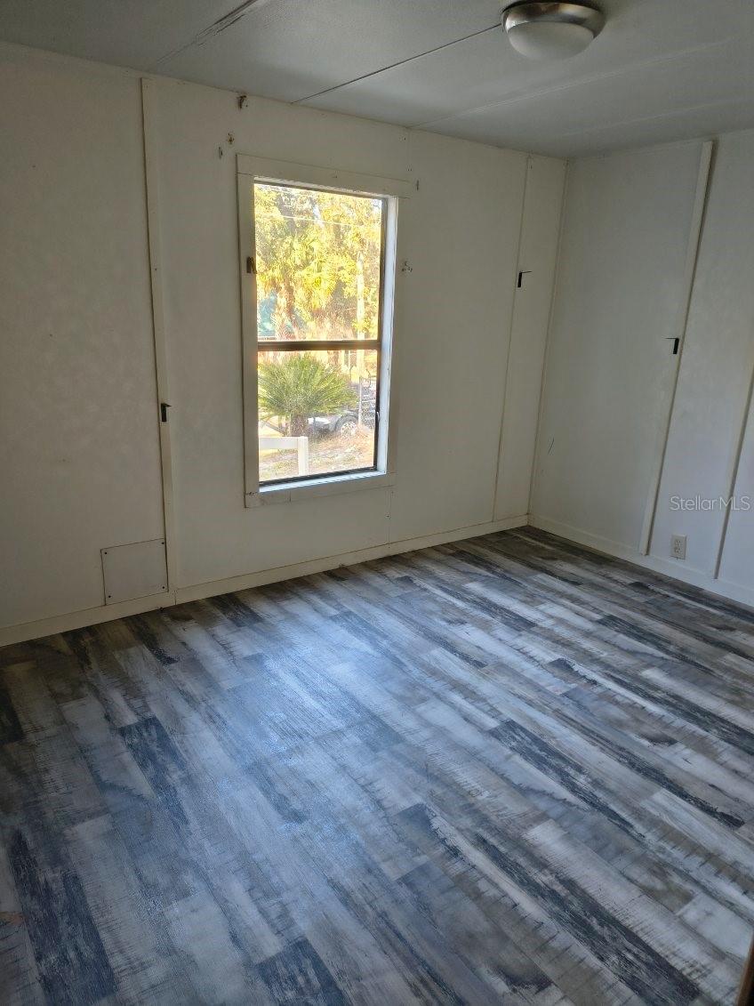 Image 17 of 64 For 16302 57th Street