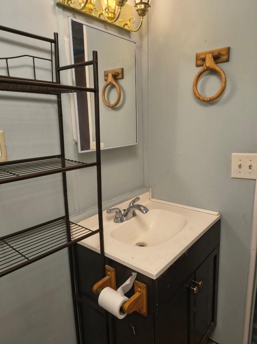 Image 20 of 64 For 16302 57th Street