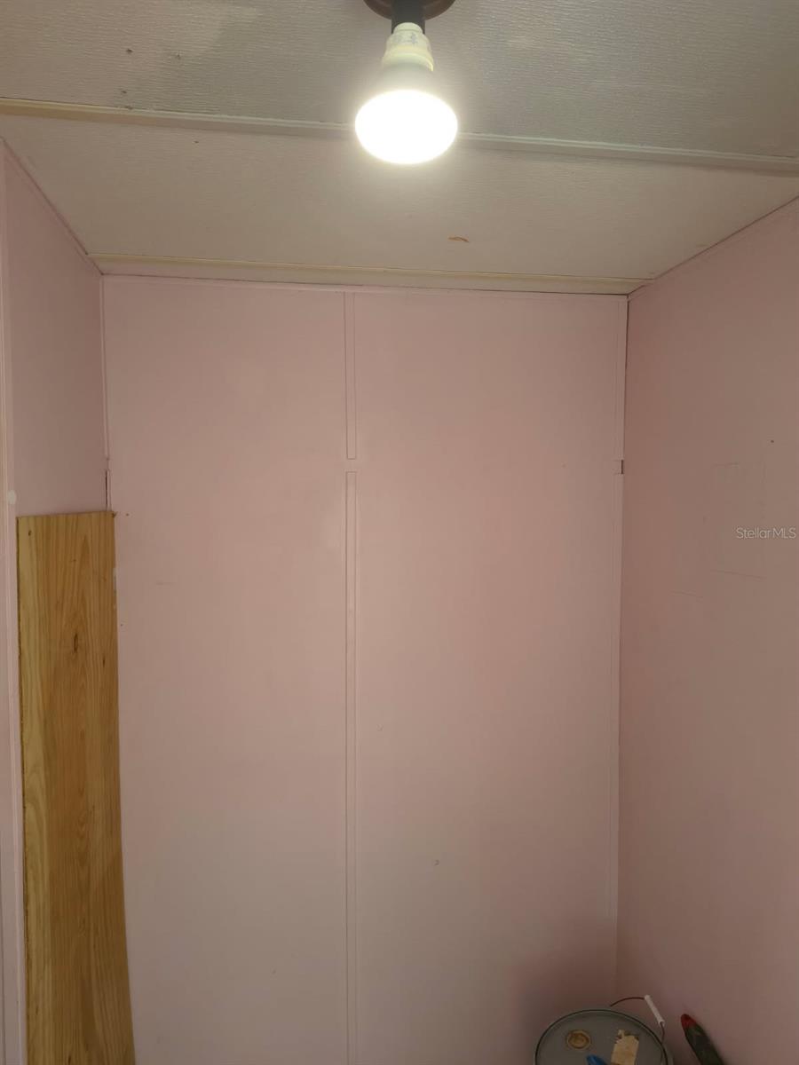 Image 23 of 64 For 16302 57th Street