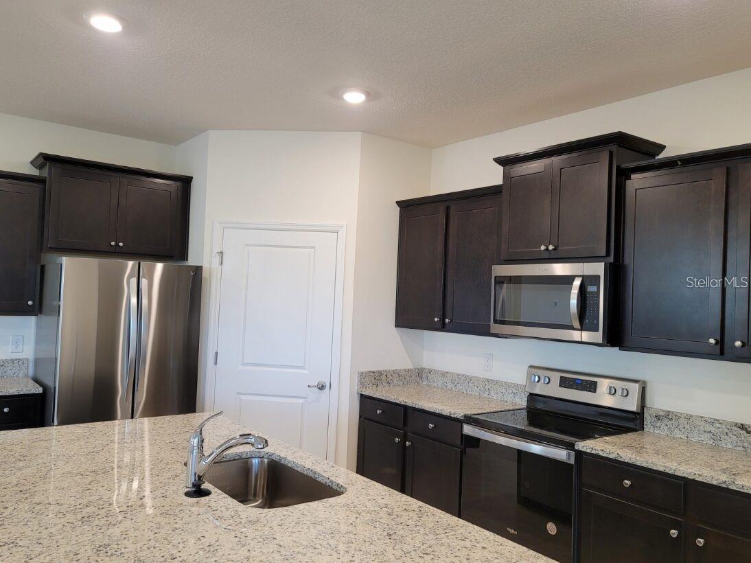 Image 7 of 29 For 5084 Stokes Way