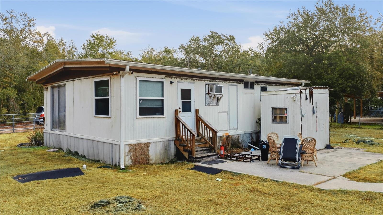 Image 4 of 15 For 12029 112th Avenue Road