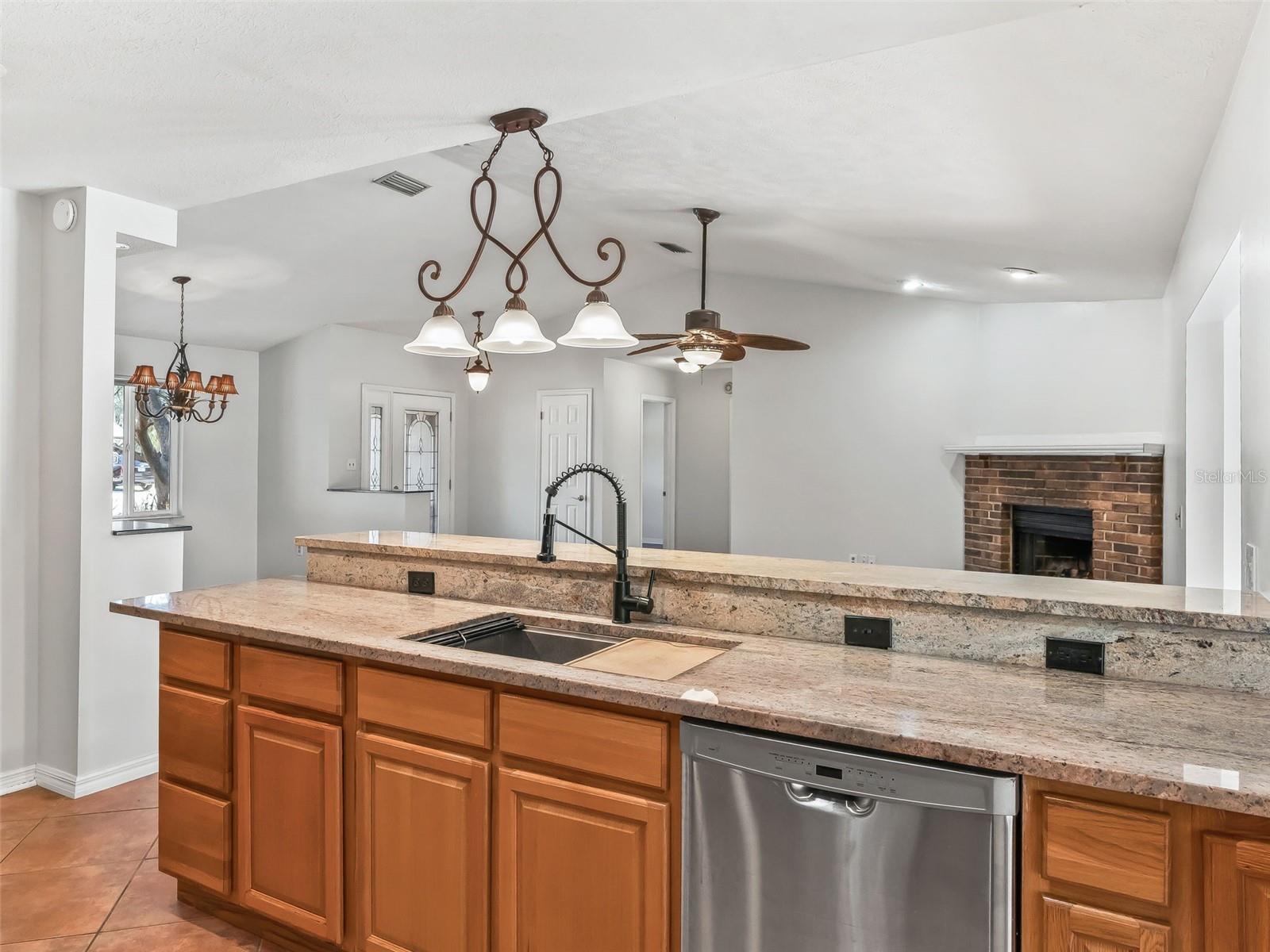 Image 19 of 49 For 60 52nd Avenue