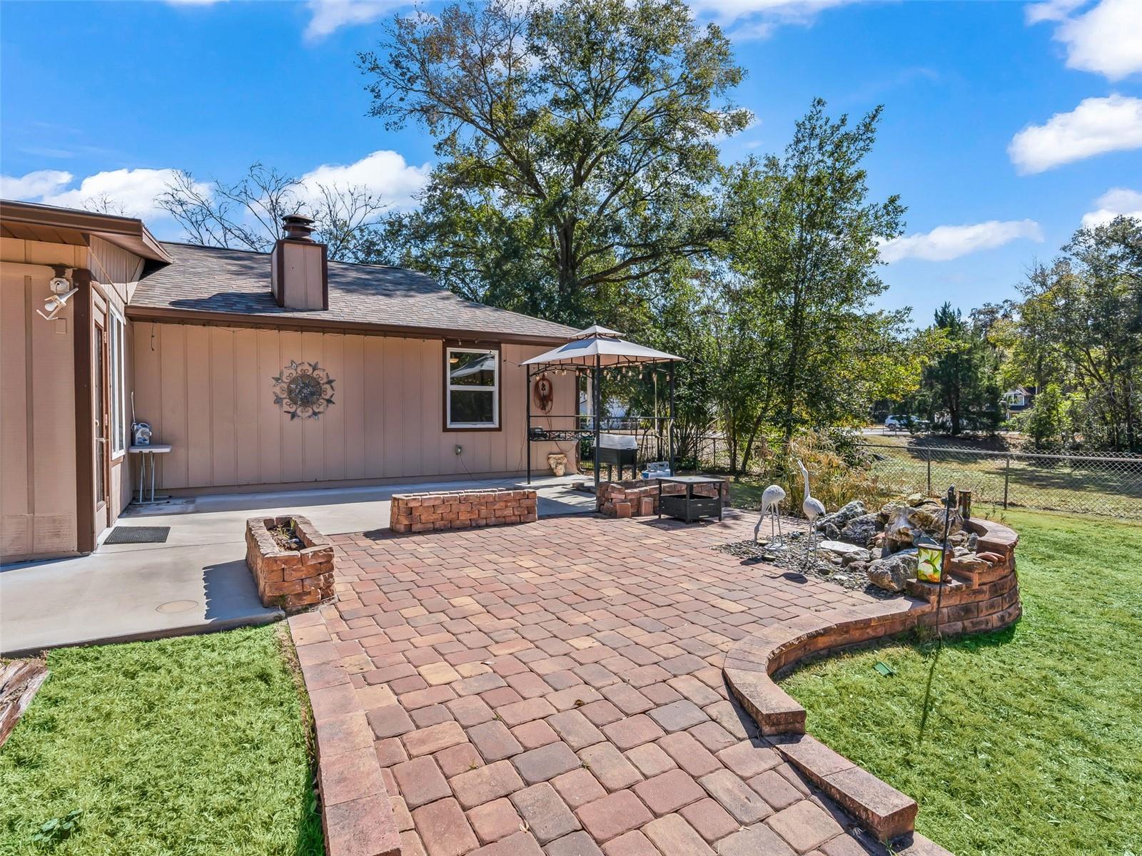 Image 37 of 49 For 60 52nd Avenue