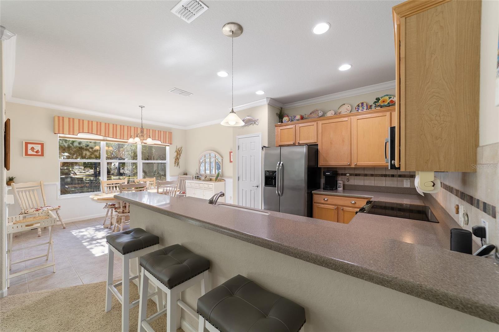 Image 13 of 54 For 9419 66th Loop