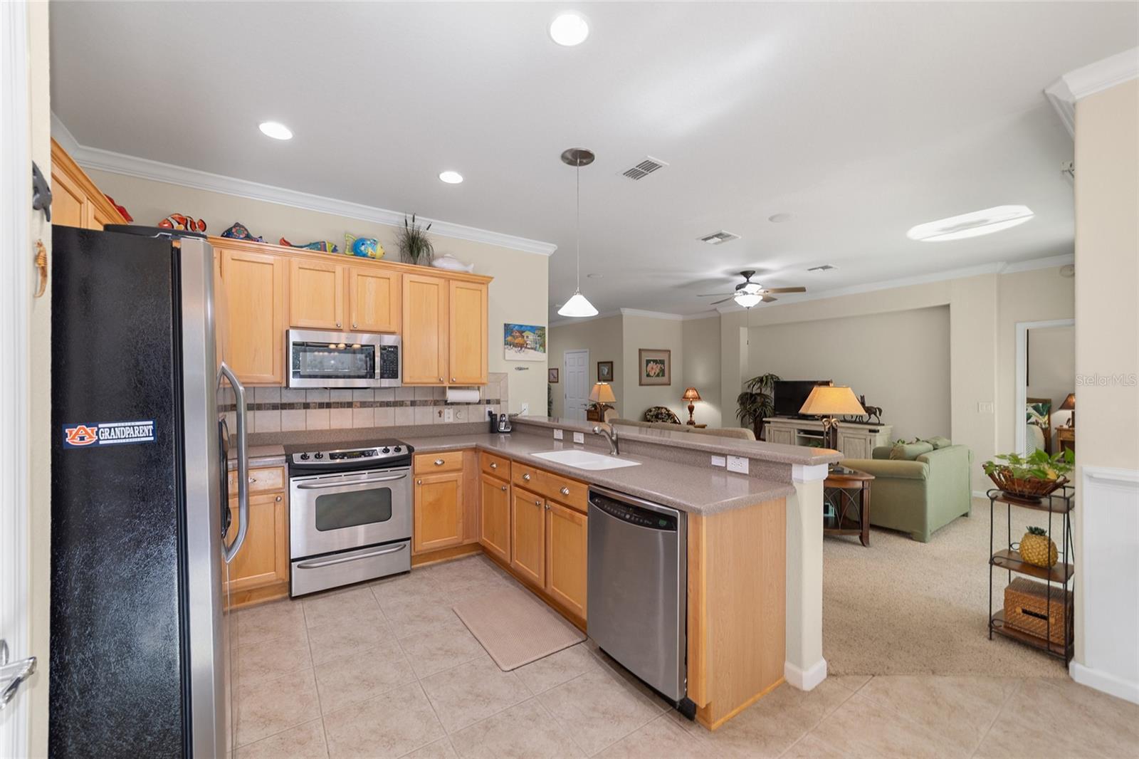 Image 16 of 54 For 9419 66th Loop