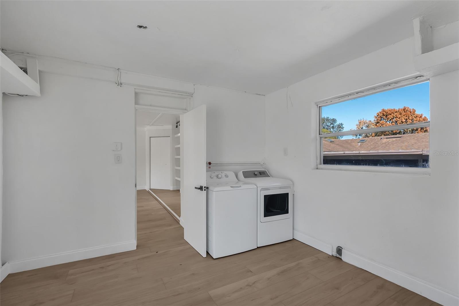 Image 18 of 30 For 1303 Charles Street