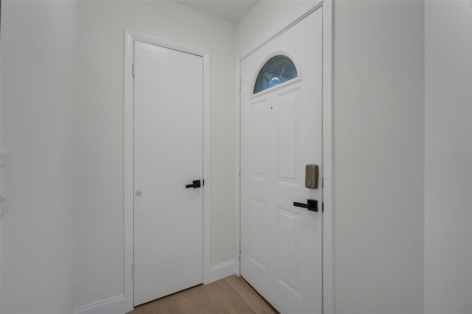 Image 2 of 30 For 1303 Charles Street