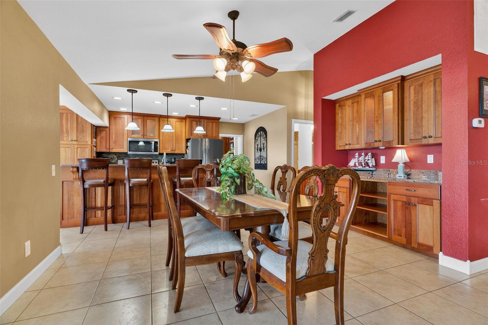 Image 16 of 61 For 115 Hunting Lodge Drive