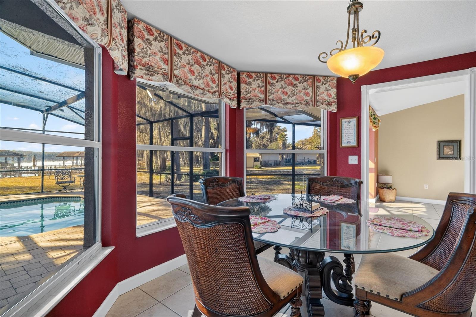 Image 20 of 61 For 115 Hunting Lodge Drive