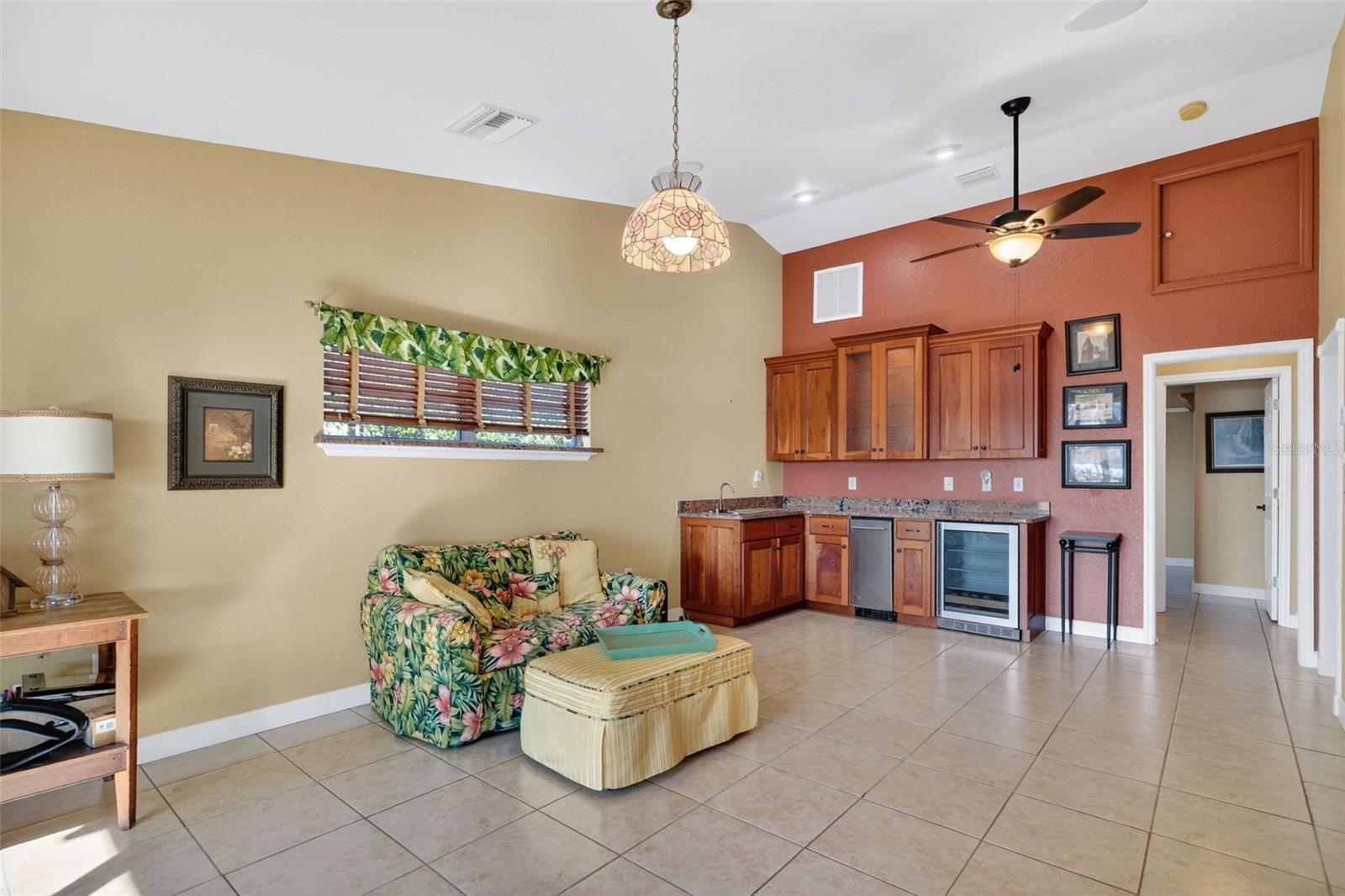 Image 22 of 61 For 115 Hunting Lodge Drive