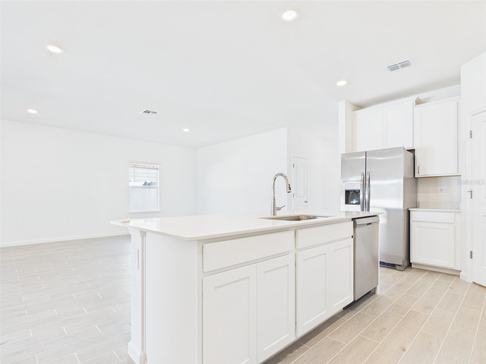 Image 34 of 48 For 8966 69th Terrace